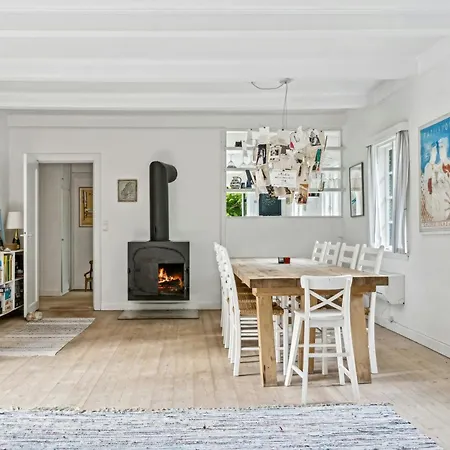 Semesterbostad Summer House With Large Nature Plot In *