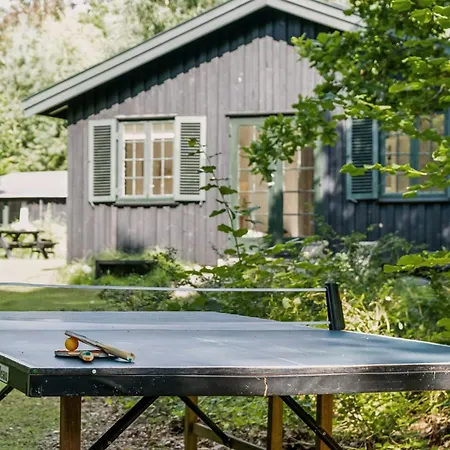 度假居 Summer House With Large Nature Plot In